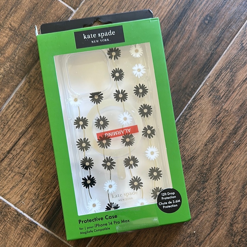 Kate Spade Black and White Protective Case for iPhone 14 Pro Max